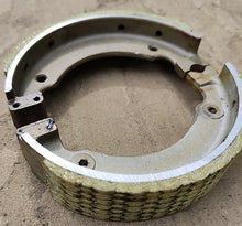 Load image into Gallery viewer, Brake Shoes x2 with lining FMR# 1348