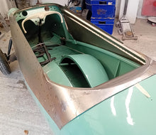 Load image into Gallery viewer, Door / Lifting Section - New