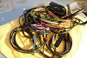 1571 complete wiring harness/loom